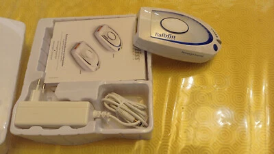 Epilateur a lumière pulsée "BaByliss" - Photo 1/2