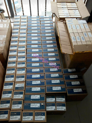1PC Mitsubishi HF-JP353 Servo Motor HFJP353 New In Box DHL Expedited Shipping&b