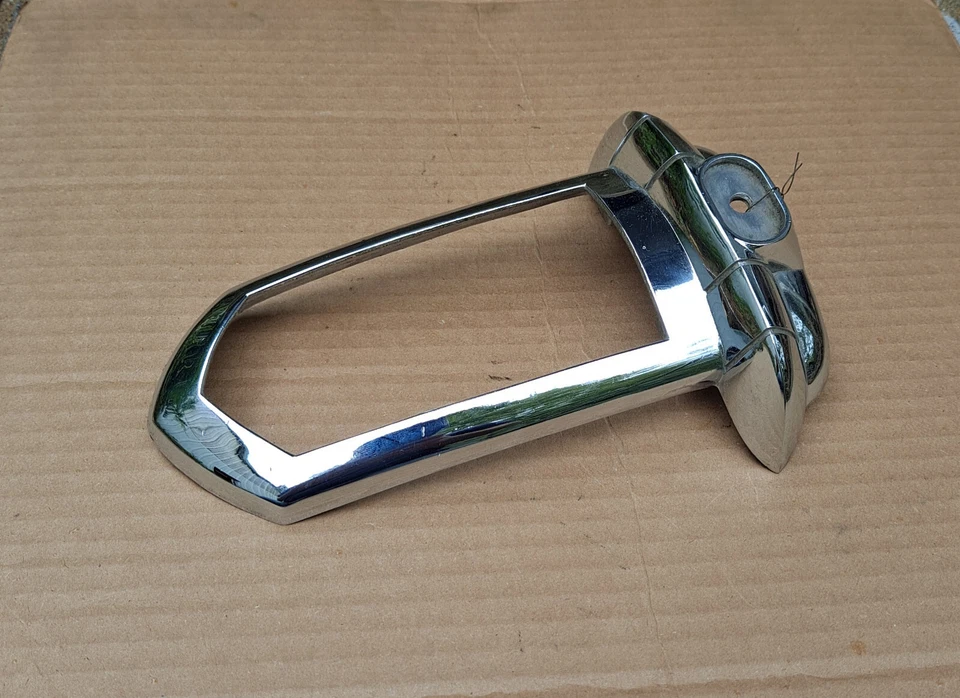 1950 1951 Dodge Wayfarer 2 двери седан новый из старых запасов MoPar правый задний фонарь безель корпус - Изображение 2 из 4