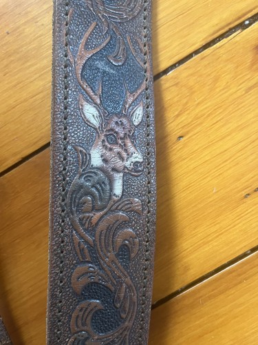 vtg AA&E LEATHERCRAFT 2053 TOOLED WHITETAIL DEER STITCHED LEATHER RIFLE SLING