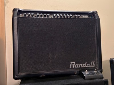 Randall RG100SC guitar amp with footswitch