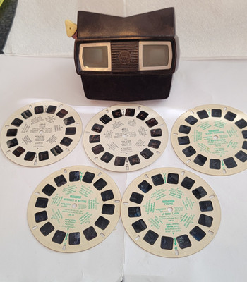 Vintage 1960's Sawyers View-Master- W/5View Disc' Viewmaster Has A Few Issues. 