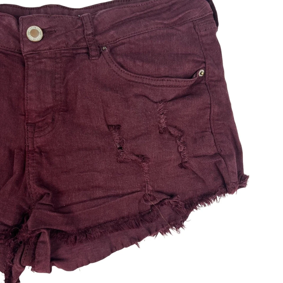 Angel Kiss Shorts Womens Size 9 Maroon Low Rise Stretch Distressed Short Shorts - Image 2 of 4