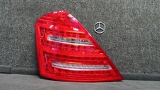 CC-07 * Mercedes W221 Limousine LED Heckleuchte R&uuml;ckleuchte Links A2218201364