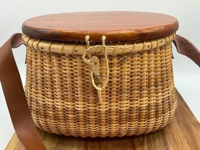 Basket Big Sky Carvers rattan oval 6.5 X 9.75 X 5.5 wood lid leather strap & tag