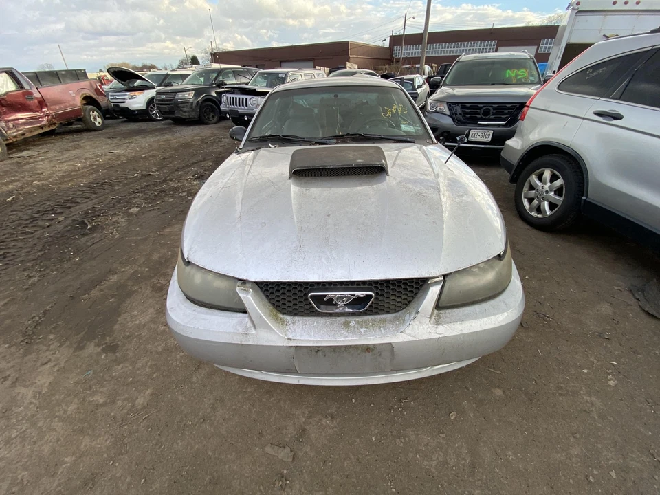 Used Interior Rear View Mirror fits: 2001 Ford Mustang  Grade A - Image 3 of 4