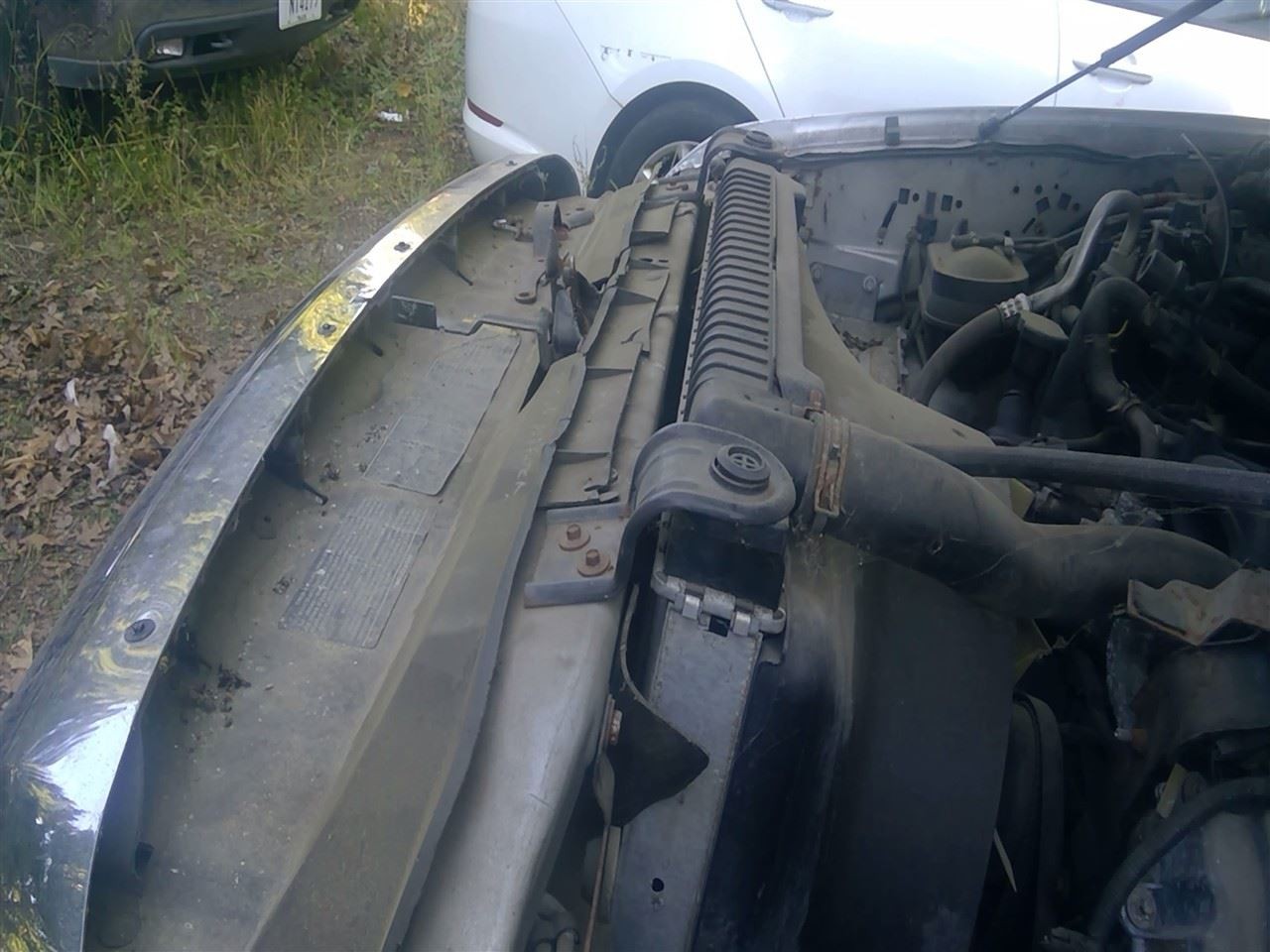 AC Condenser 10-415 Fits 99-07 Ford F250SD Pickup 3754886