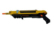 Bug-A-Salt Fly Gun Yellow/Black   Works   Salt Fill Lid Taped See Photos 