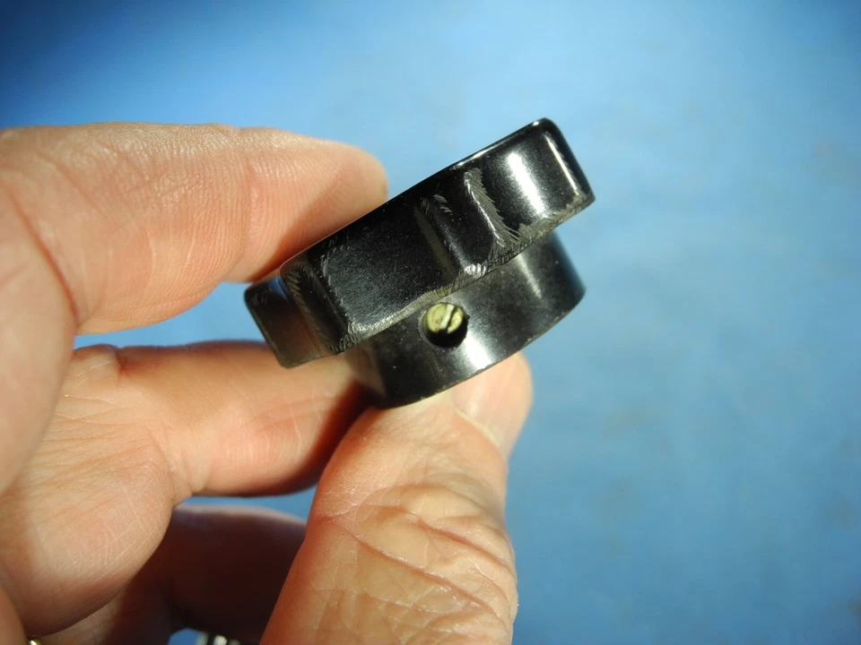 CHICAGO DAKA-WARE 1-5/8" FLUTED  VINTAGE RADIO DIAL KNOB 1PC (FREE SHIPPING!) - Image 4 of 4