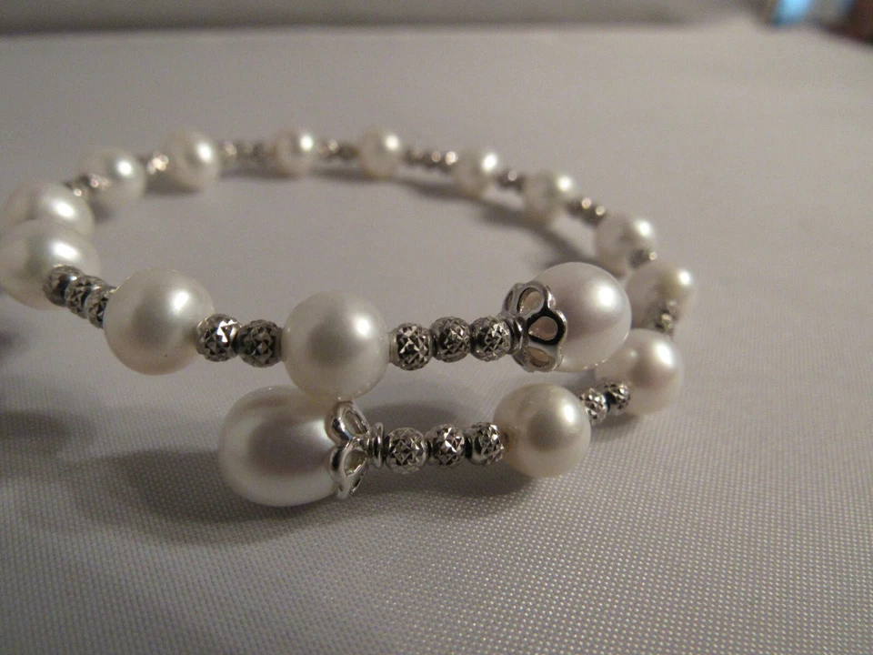 Pulsera Espléndidas Perlas Plata y Perlas - $279 Foto 2 de 4