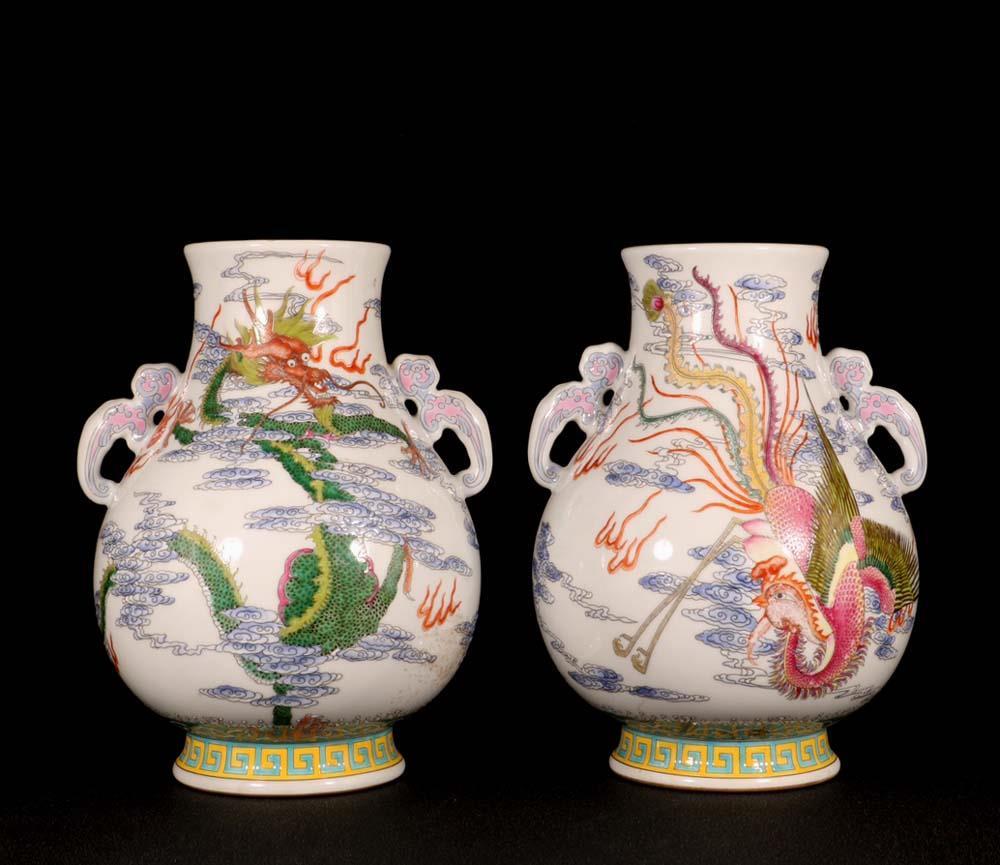 Pair Yongzheng Signed Old Chinese Colour Enamel Vase W/dragon