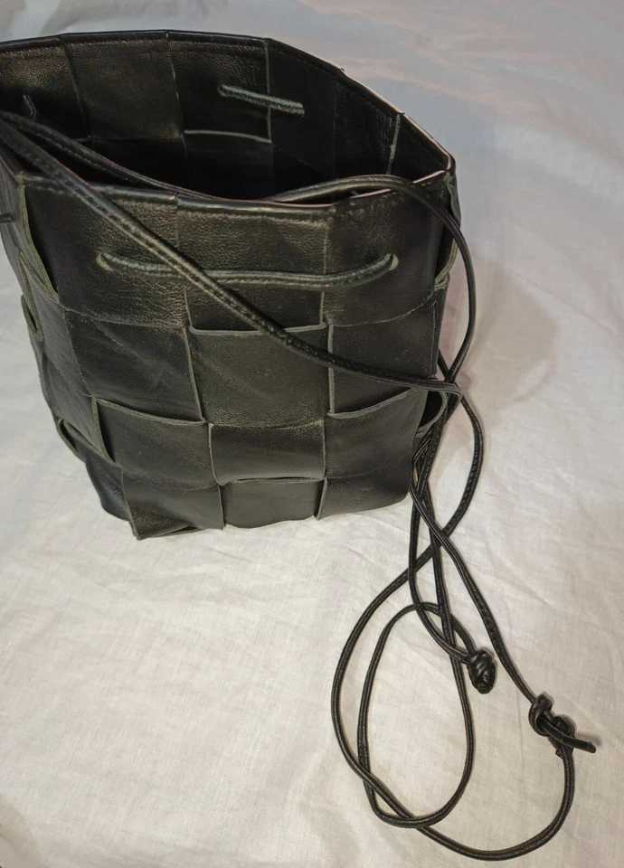 Bottega Veneta shoulder bag small cassette woven leather bag black - Image 2 of 4