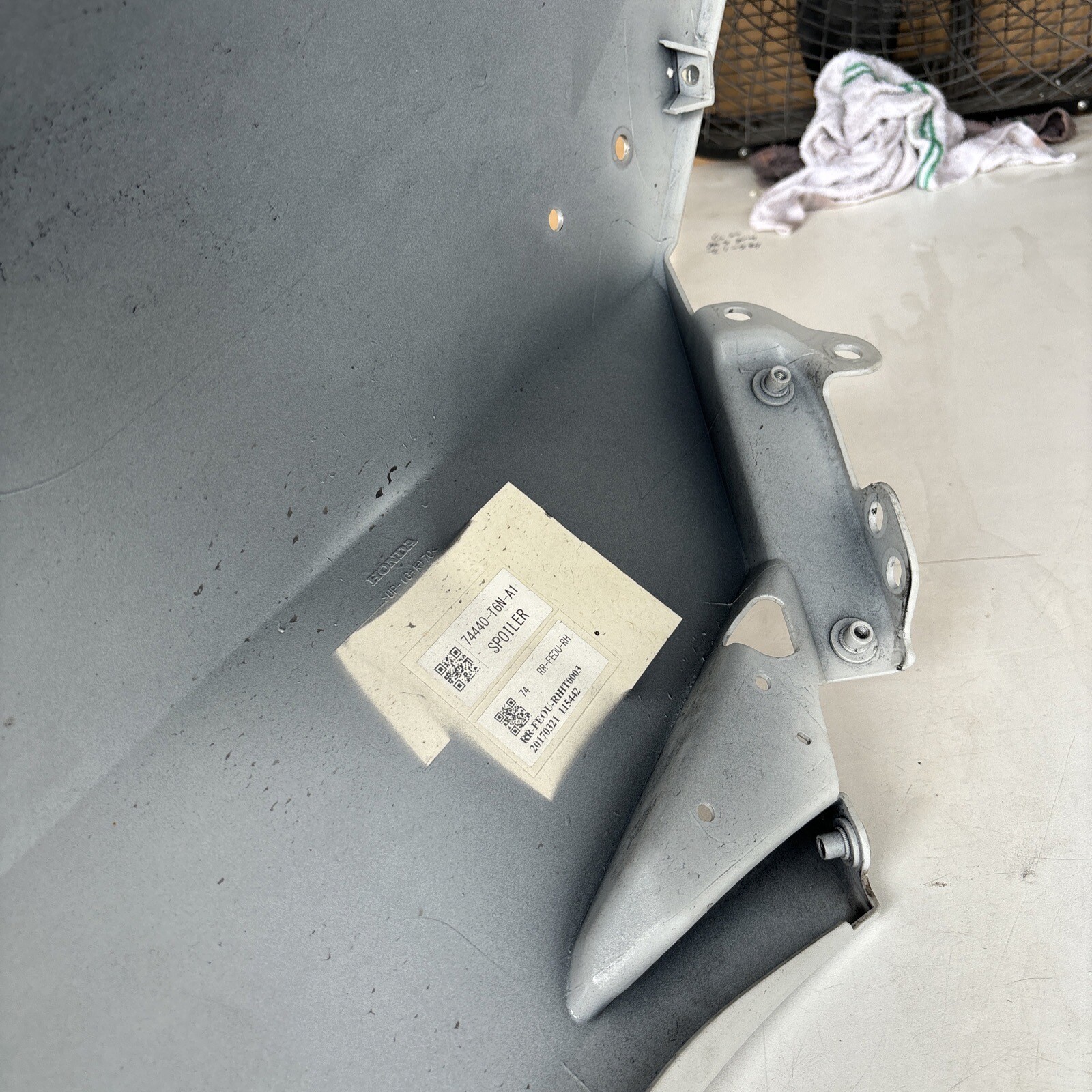 17-22 ACURA NSX REAR RIGHT QUARTER PANEL W/ SPOILER  74440-T6N-A1 #2035