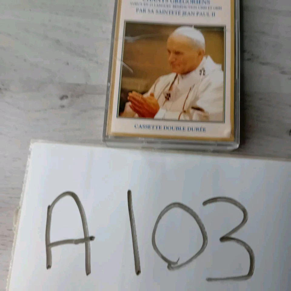 LA MESSE DE MINUIT EN LATIN CHANTS GREGORIENS CASSETTE TAPE ALBUM - RARE MUSIC - Image 4 of 4