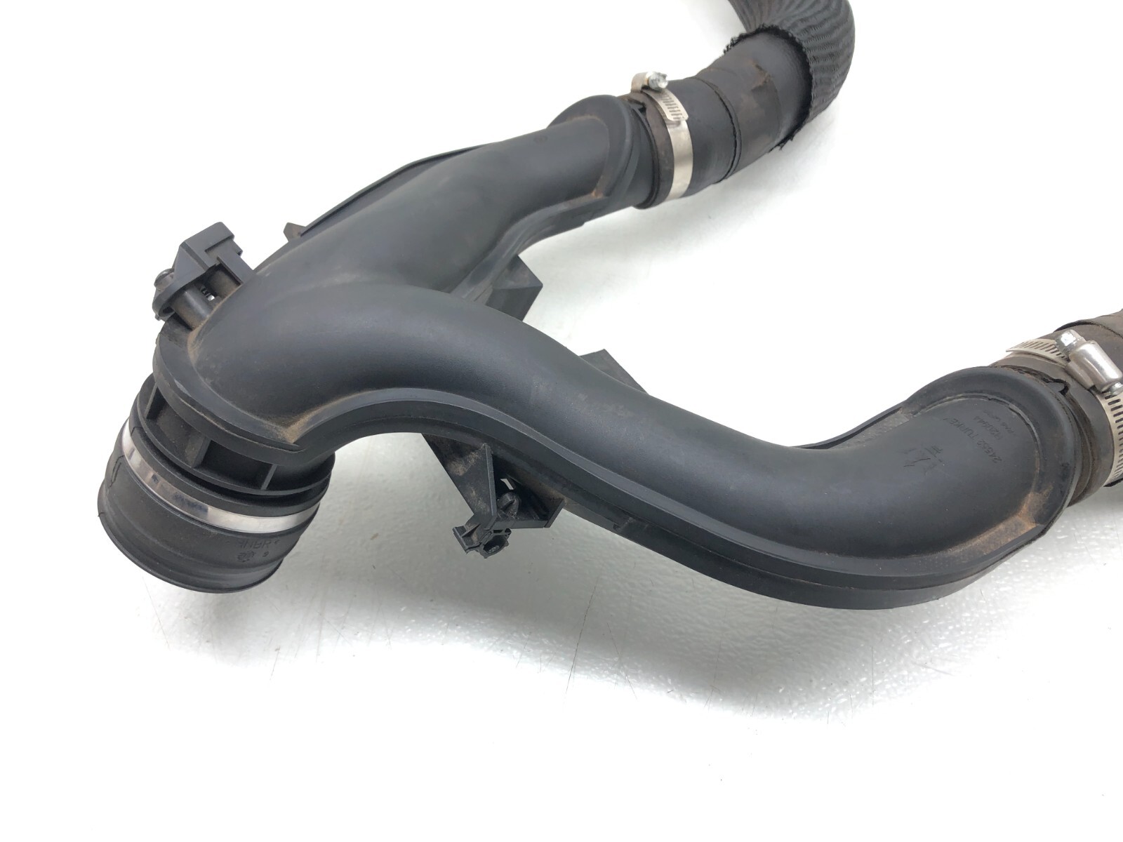 2014-2024 MASERATI GHIBLI S 3.0L AIR INTAKE INLET DUCT TUBE W/ MAF SENSOR OEM