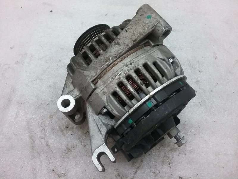 Alternador 3,8 L Bosch 0124425031 compatible con 05-09 ALLURE 47142 3-3-2RM Foto 2 de 4