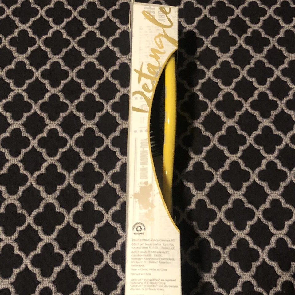 Cepillo Húmedo Harry Potter Hufflepuff Cepillo Desenredante Amarillo Edición Limitada Foto 2 de 4