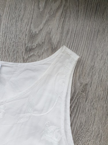 90s Vintage Laura Ashley White Embroidered Sleeveless Dress - Picture 8 of 24
