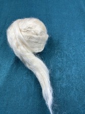 Tussah Wild Seide Kammzug  Filzen, Spinnen edel gl&auml;nzend Elfen-Feenhaar