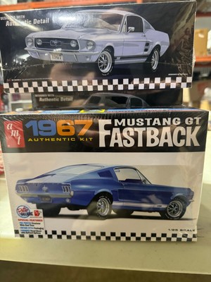 AMT 1241 1/25 1967 Ford Mustang GT Fastback Model Kit