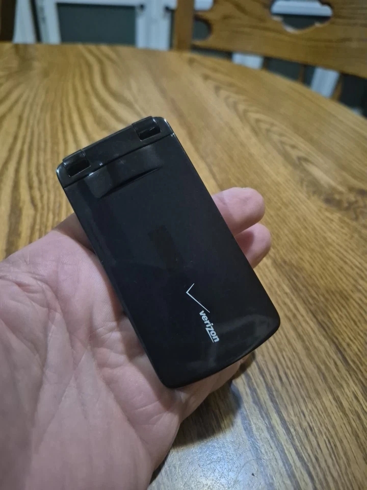 Casio Exilim C721 Phone/Camera Untested, 5.1 MP Water Resistant As Is - Image 4 of 4