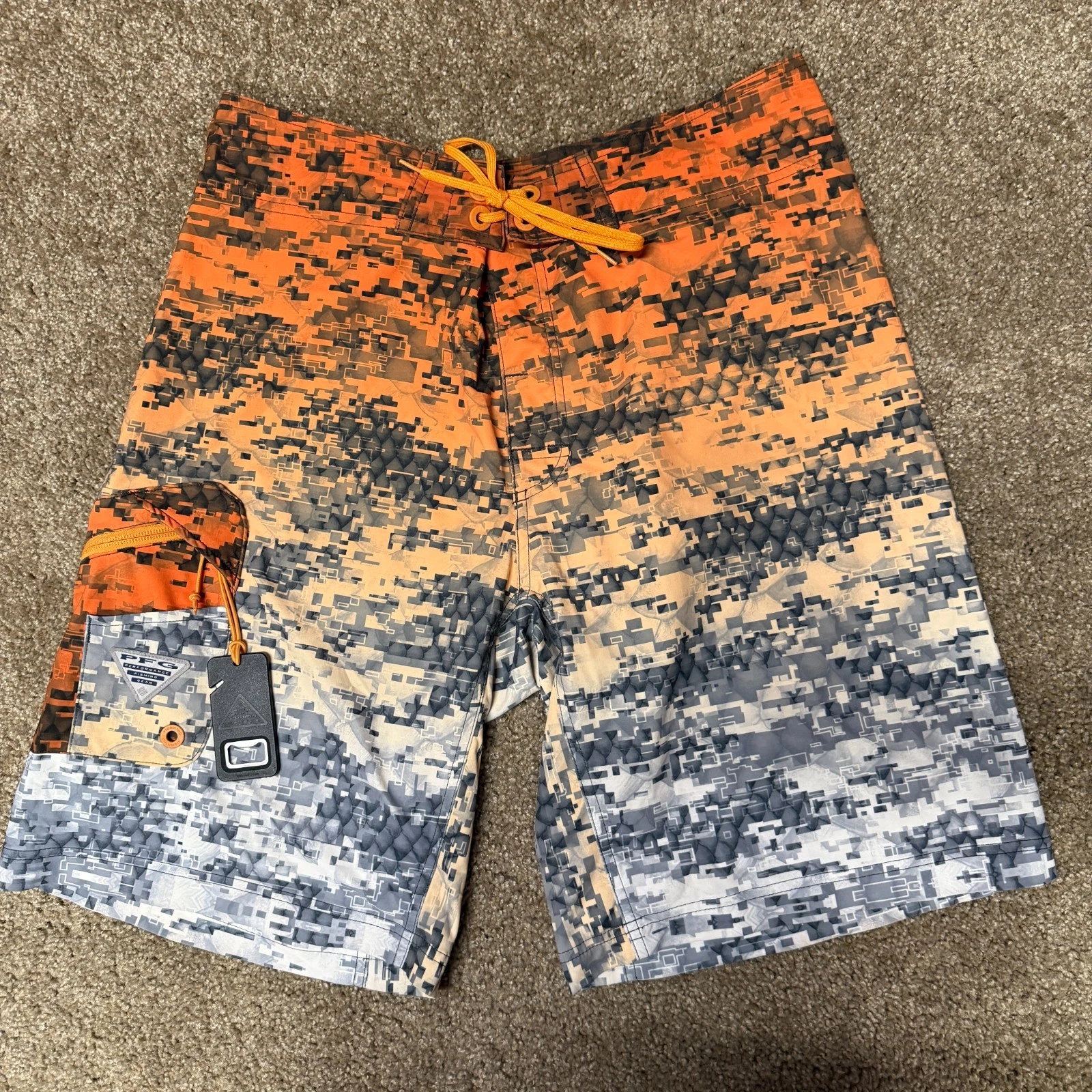 Columbia Sportswear PFG Shorts Bottle Opener Mens 34 Orange Black Ombré Beach