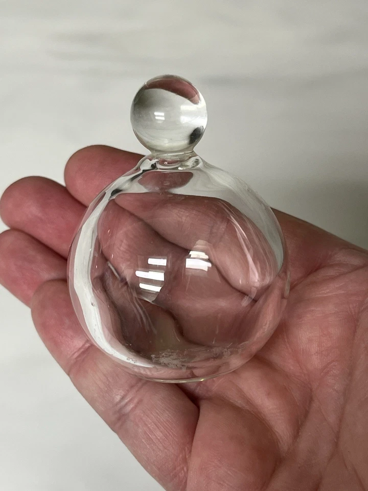 Hexagon Energy Glassware 24K Gold Carafe 44oz Power of Form MCM Style Decanter - Image 4 of 4