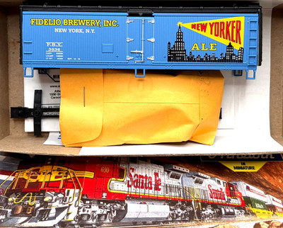 HO GREENWAY PRODUCTS CUSTOM PAINTED BEER REEFER KIT NEW YORKER ALE BEER FIDELIO