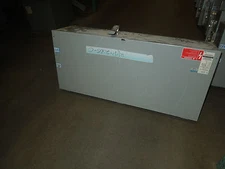 Cutler-Hammer P3BHMDL3800 Pow-R-Way III Busway Circuit Breaker Enclosure Used 