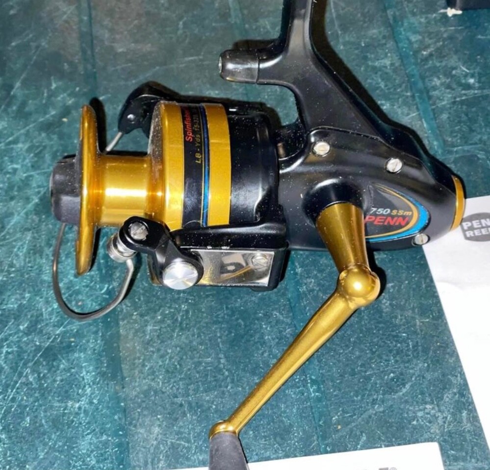 Penn 750 SS Skirted Spool Fishing Reel - Black/Gold