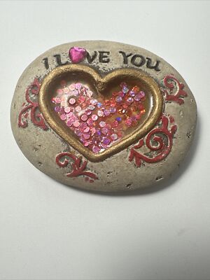Valentine's Day~ 5 X 4  - I LOVE YOU-  gift paperweight-  LOVE Hearts- New 
