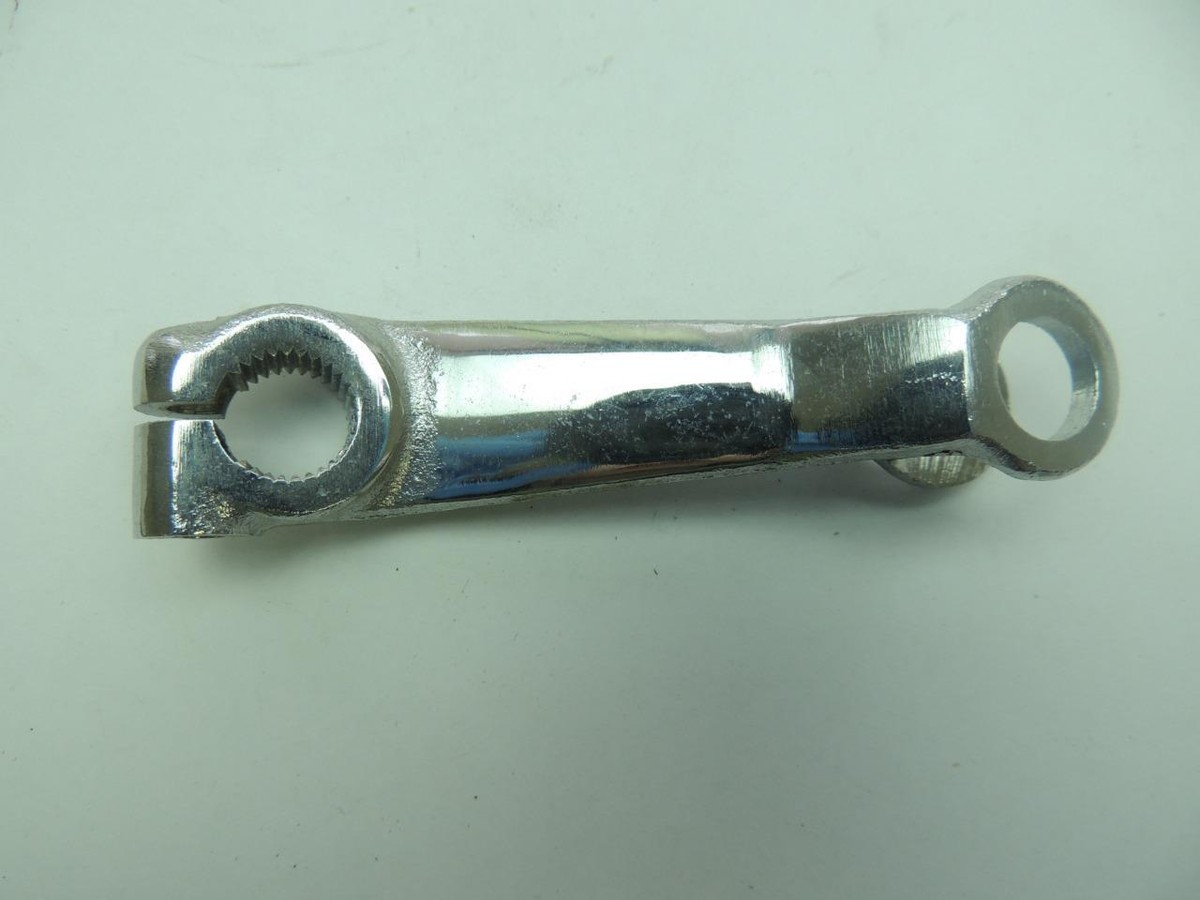 371-25355-02 NOS Yamaha Camshaft Lever XJ550 XS400 XJ650