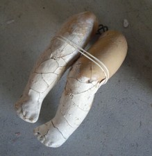 Set of 2 Vintage Composition Girl Doll Legs 5 1/2" Long