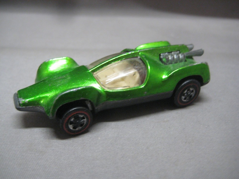 VINTAGE HOT WHEELS REDLINE SERIES GREEN MANTIS d