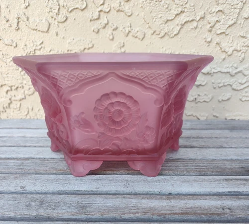 Fenton Verlys Pink Chrysanthemum Hexagon Bowl Planter Free Shipping