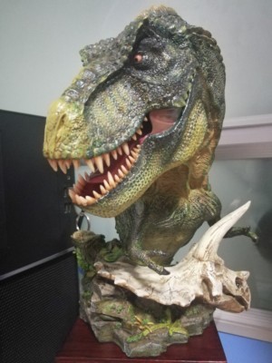 Dam Toys Museum Collection Series Dinosaur MUS001B Green Bust  Statue T-Rex