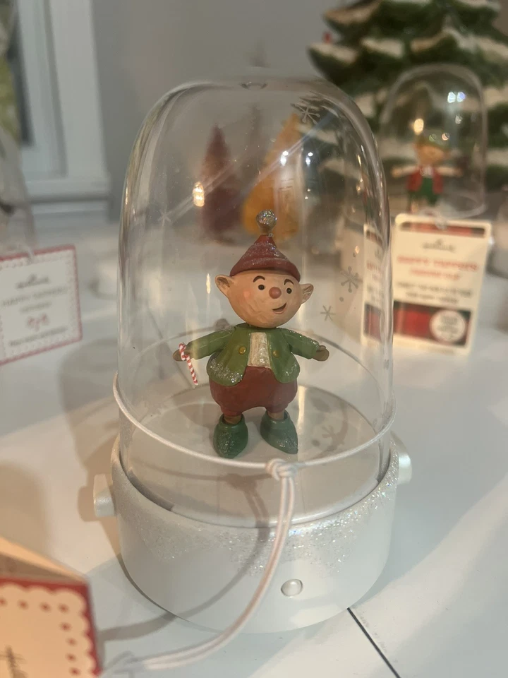 Hallmark Happy Tappers COMPLETE SET 5 Painter Elf, Reindeer,Snowman, Santa Tags - Image 4 of 4