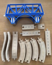 16 Pc Lot Thomas Friends Wooden Railway Bridge Reversible Curved Straight Track