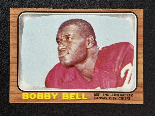 Bobby Bell #64 1966 Topps card