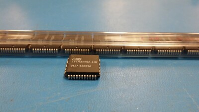 (1 PC) TS87C51RD2-LIB ATMEL IC MCU 8BIT 64KB OTP 44PLCC