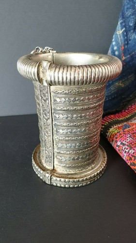 Old Afghanistan Tribal Ornate Silver Bracelet …beautiful collection & accent pie - Picture 6 of 7
