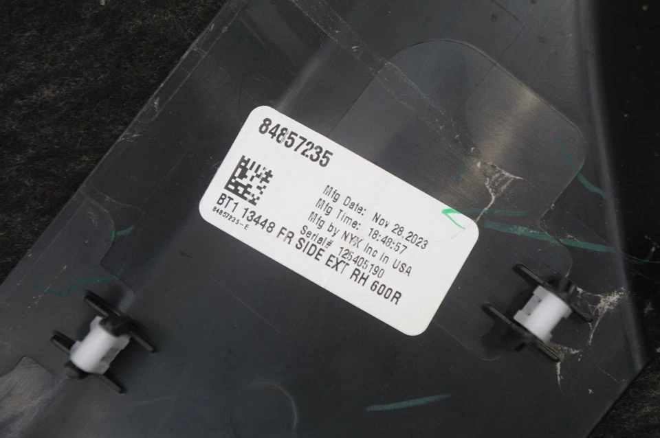 Set 2 Front Left Right Center Console Side Panel 84857230 Gmc Hummer Ev 2022-25 - Image 3 of 4