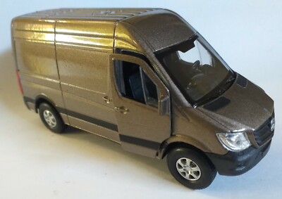 Miniature Welly Mercedes Sprinter Van Blanc - Échelle 1:34-1:39 - Neuf En Boîte