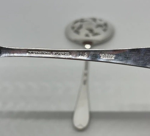Vintage Silverplate Wm. ROGERS Puritan TOMATO SERVER Plain Handle Pierced Fruit - Picture 8 of 9