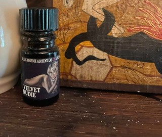 Velvet Nudie Black Phoenix Alchemy Lab 5ml bottle