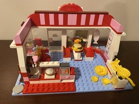 LEGO Friends 3061 City Park Cafe and 3934 Miami Puppy House 100% Complete
