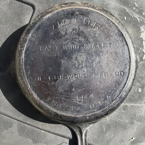 Vintage Griswold Victor Cast Iron Skillet 723 Fully Marked #9 W/ HEAT RING