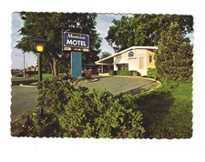 Montclair Motel, Fort Collins CO vintage postcard unposted