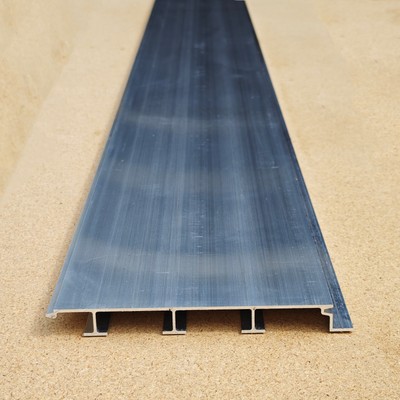 Alu Bodendiele 1850 mm Deck für Anhänger LKW Pferdebox Beplankungsplatte FP46