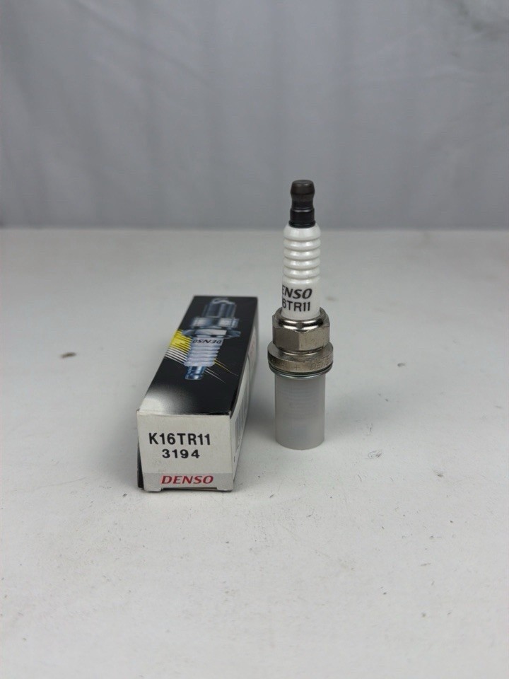 DENSO K16TR11 3194 Spark Plug Set 4 Pack Lexus GS300 SC300 NEW